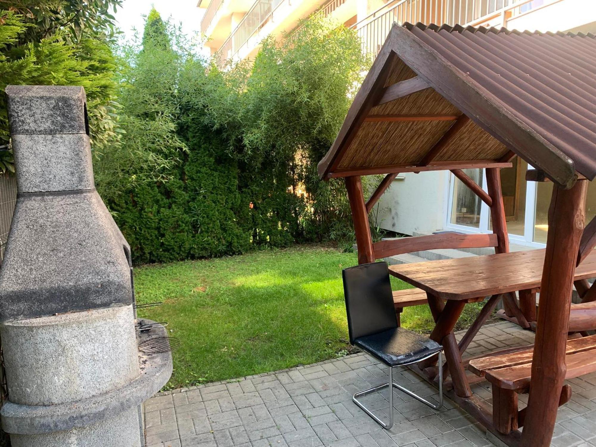 Bamboo Wellness Apartment Siófok Eksteriør bilde